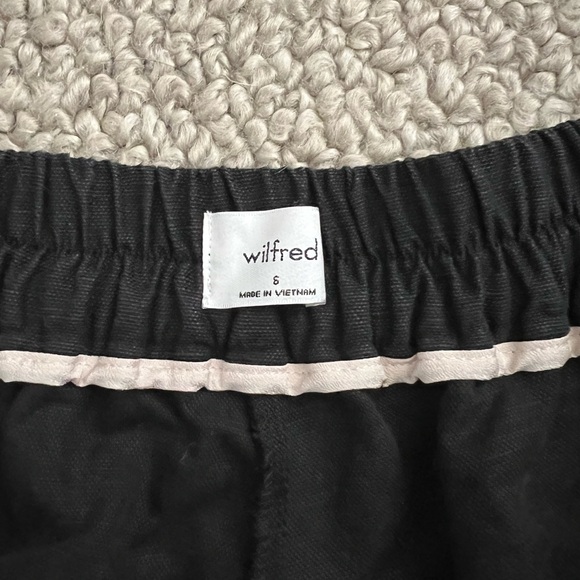 Wilfred black linen mini shorts - Picture 3 of 5